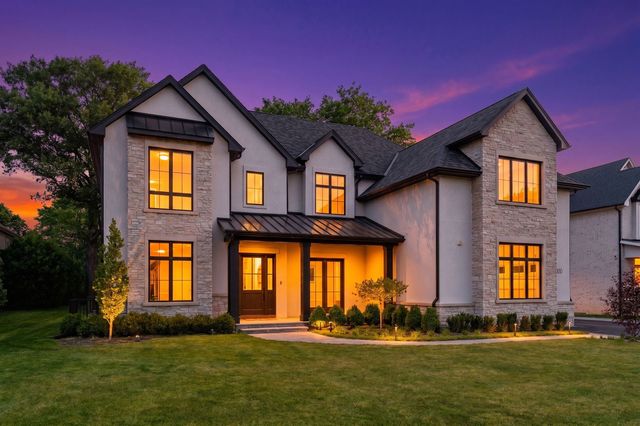 3890 Greenacre Drive, Northbrook, IL 60062