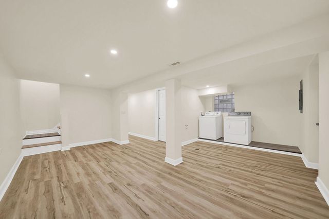 7140 S Winchester Avenue, Chicago, IL 60636