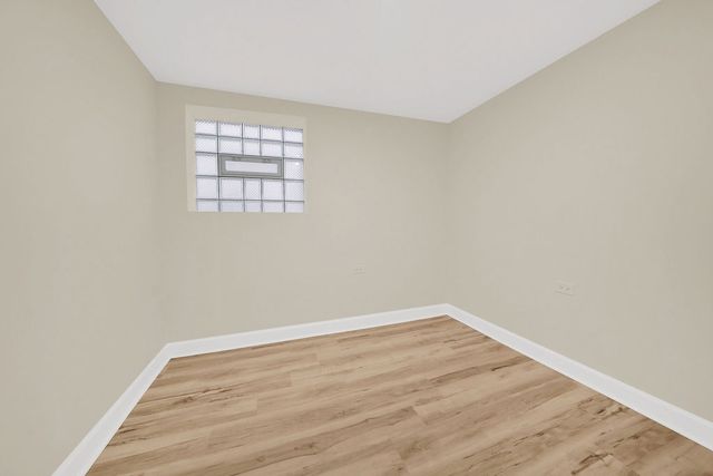 7140 S Winchester Avenue, Chicago, IL 60636