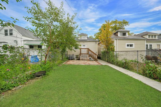 7140 S Winchester Avenue, Chicago, IL 60636