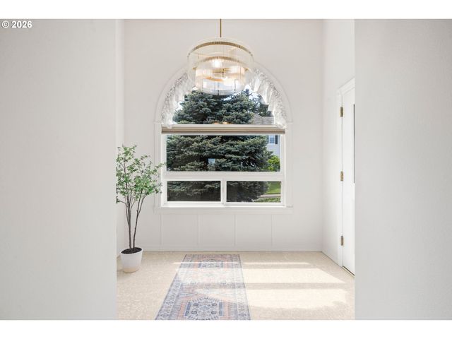 6490 Se NORMA Cir, Milwaukie, OR 97267