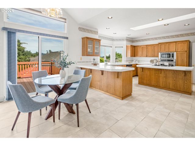 6490 Se NORMA Cir, Milwaukie, OR 97267