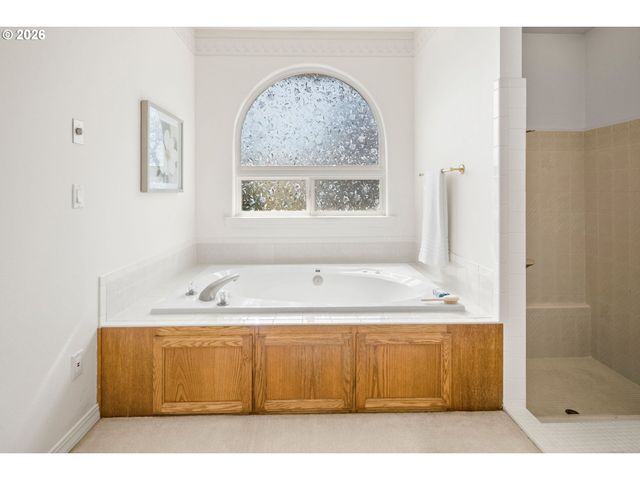 6490 Se NORMA Cir, Milwaukie, OR 97267