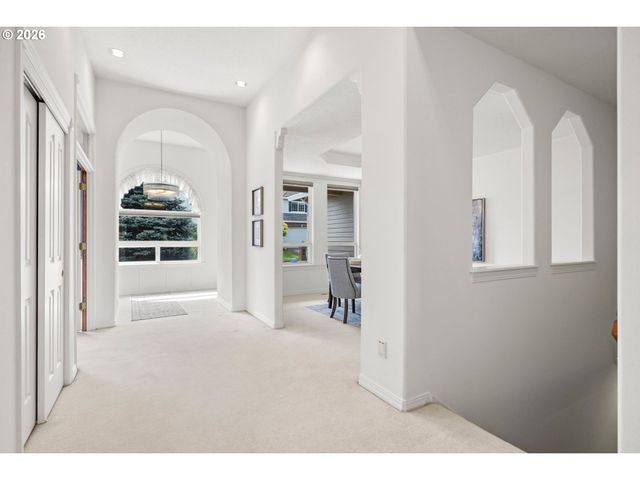 6490 Se NORMA Cir, Milwaukie, OR 97267