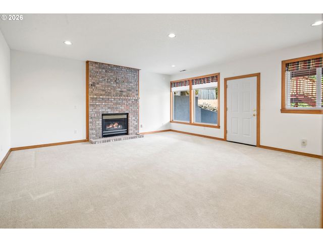 6490 Se NORMA Cir, Milwaukie, OR 97267
