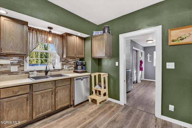 203 College Street, Fayette, OH 43521