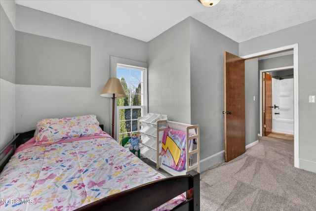 203 College Street, Fayette, OH 43521