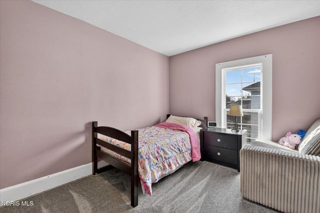 203 College Street, Fayette, OH 43521