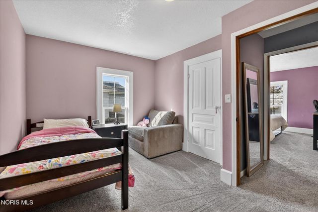 203 College Street, Fayette, OH 43521