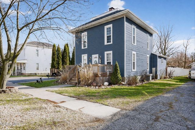 203 College Street, Fayette, OH 43521