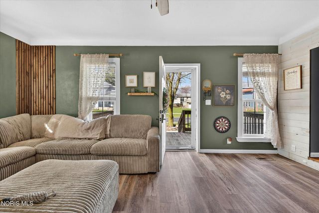 203 College Street, Fayette, OH 43521