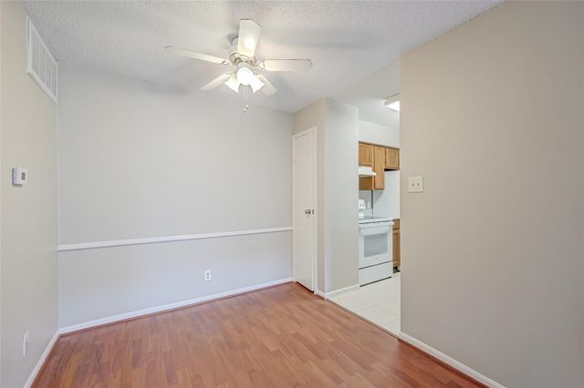 2120 El Paseo Street 2407, Houston, TX 77054