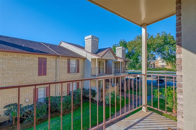 2120 El Paseo Street 2407, Houston, TX 77054