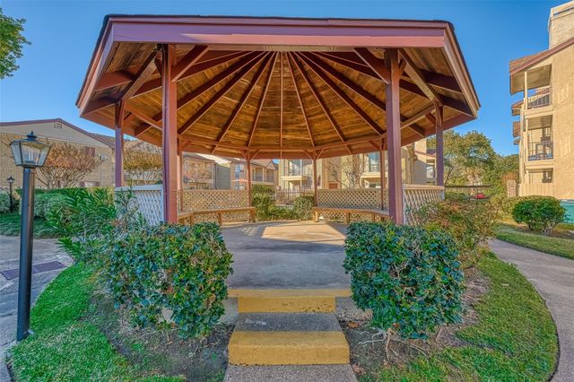 2120 El Paseo Street 2407, Houston, TX 77054