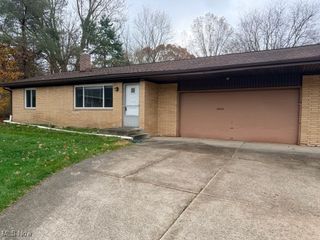2856 Morewood Road, Fairlawn, OH 44333