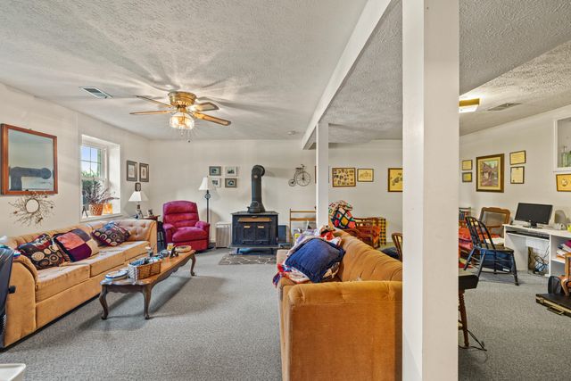 209 Farmbrook Circle, Frankfort, KY 40601
