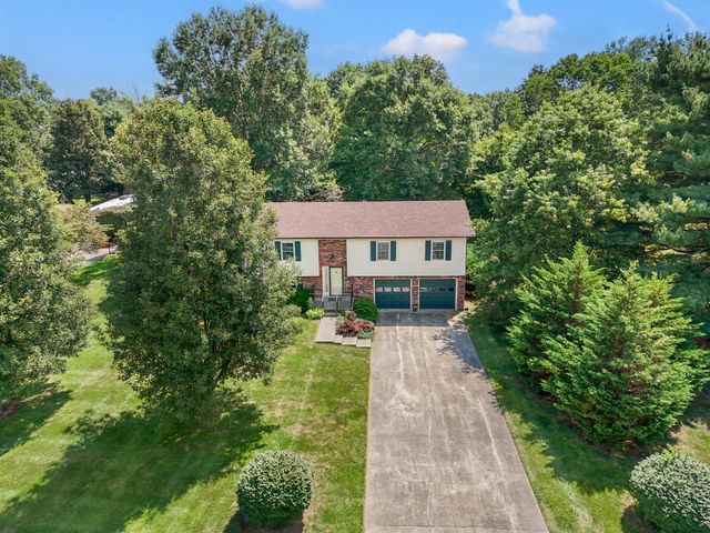209 Farmbrook Circle, Frankfort, KY 40601