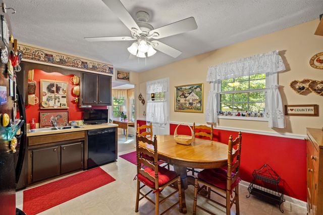 209 Farmbrook Circle, Frankfort, KY 40601