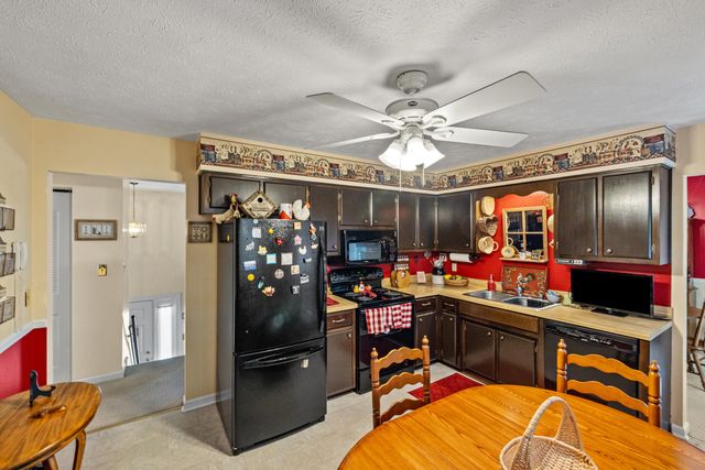209 Farmbrook Circle, Frankfort, KY 40601