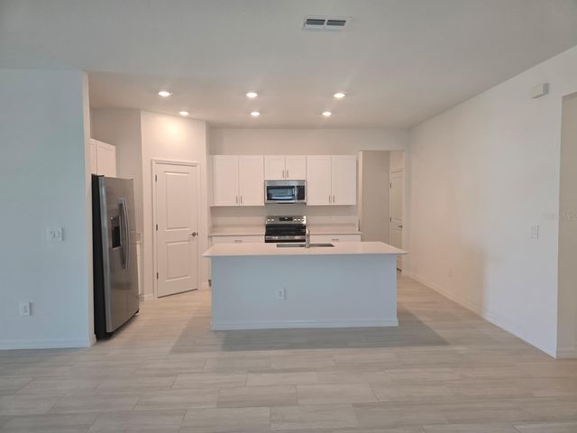 9325 SCOUTER BEE PLACE, Land O Lakes, FL 34637