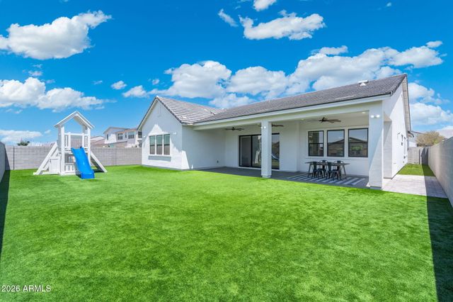 35562 N GEMSTONE Way, San Tan Valley, AZ 85144