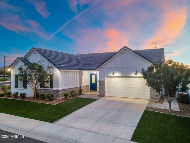 35562 N GEMSTONE Way, San Tan Valley, AZ 85144
