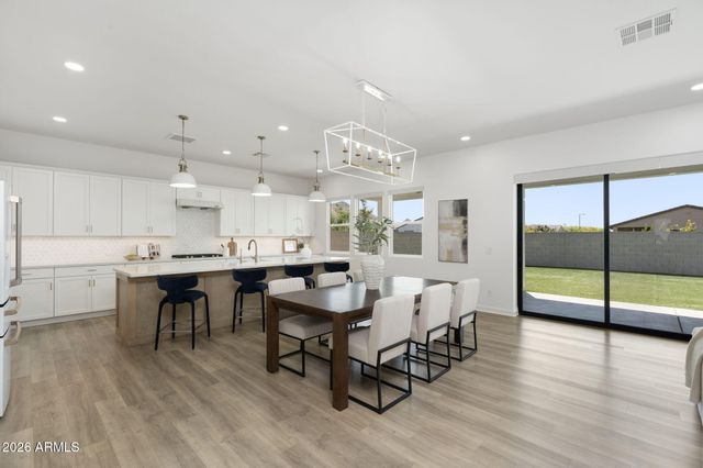 35562 N GEMSTONE Way, San Tan Valley, AZ 85144