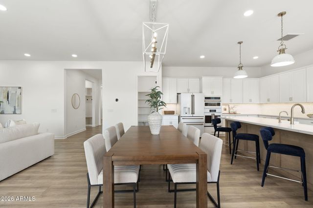 35562 N GEMSTONE Way, San Tan Valley, AZ 85144