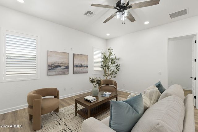 35562 N GEMSTONE Way, San Tan Valley, AZ 85144