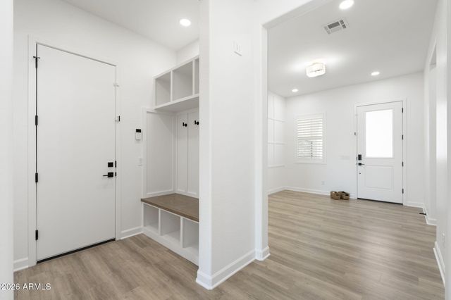 35562 N GEMSTONE Way, San Tan Valley, AZ 85144