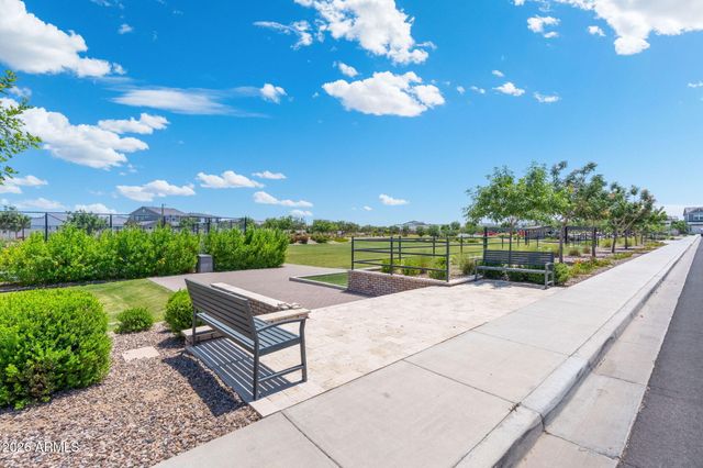 35562 N GEMSTONE Way, San Tan Valley, AZ 85144