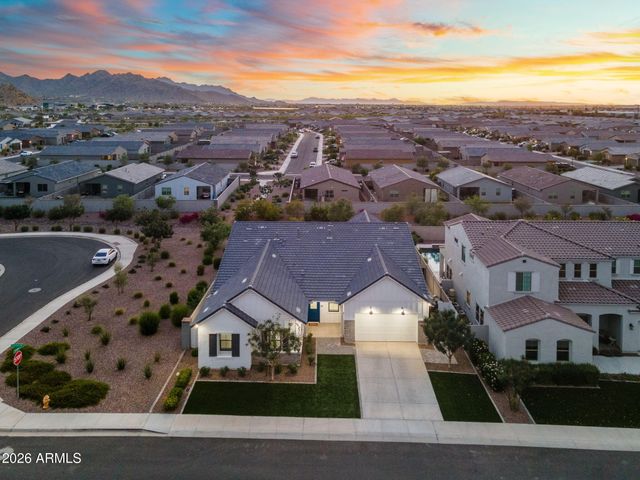 35562 N GEMSTONE Way, San Tan Valley, AZ 85144
