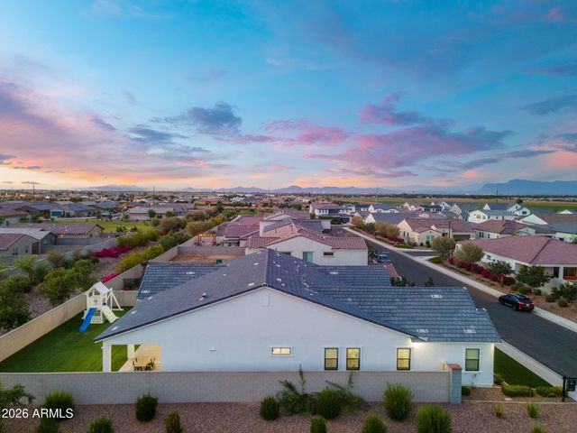 35562 N GEMSTONE Way, San Tan Valley, AZ 85144