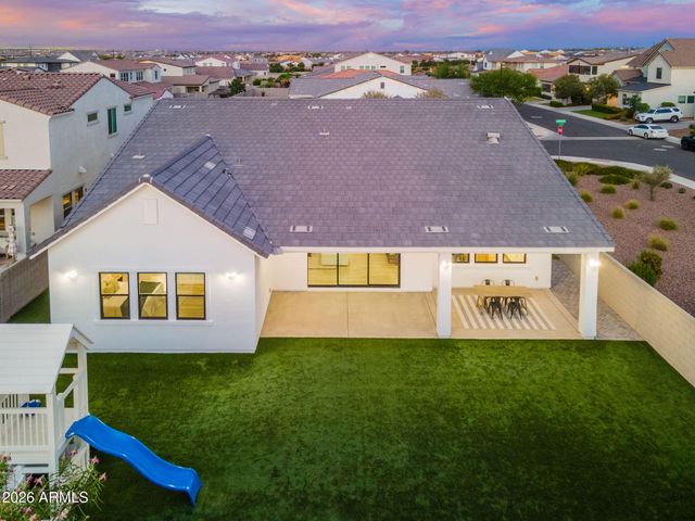 35562 N GEMSTONE Way, San Tan Valley, AZ 85144