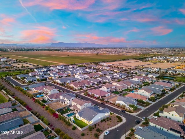35562 N GEMSTONE Way, San Tan Valley, AZ 85144