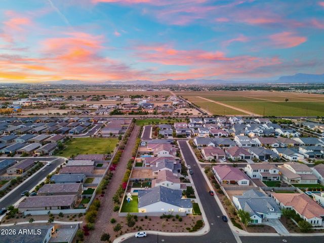 35562 N GEMSTONE Way, San Tan Valley, AZ 85144