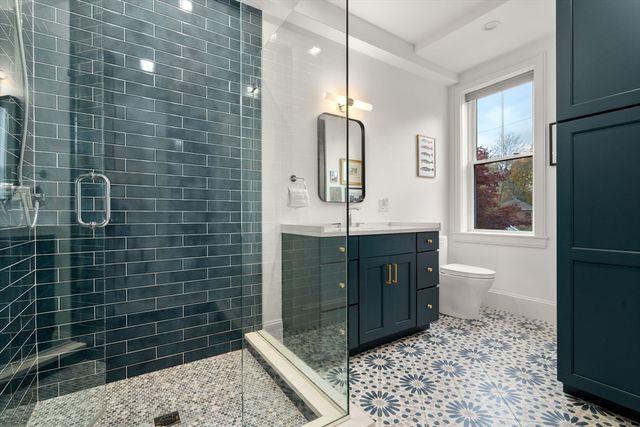5 Caspian Way U:2, Boston, MA 02125