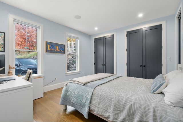 5 Caspian Way U:2, Boston, MA 02125