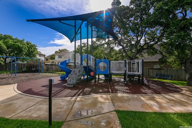 2818 Silverton Ct, San Antonio, TX 78261