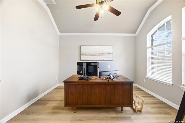 2818 Silverton Ct, San Antonio, TX 78261