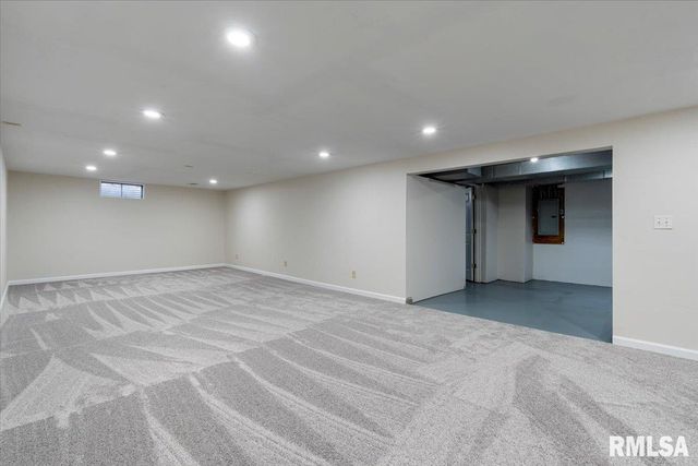 1005 5TH Street A, Hampton, IL 61256