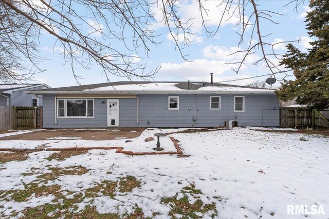 1005 5TH Street A, Hampton, IL 61256