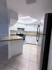 8333 Lake Dr 407, Doral, FL 33166