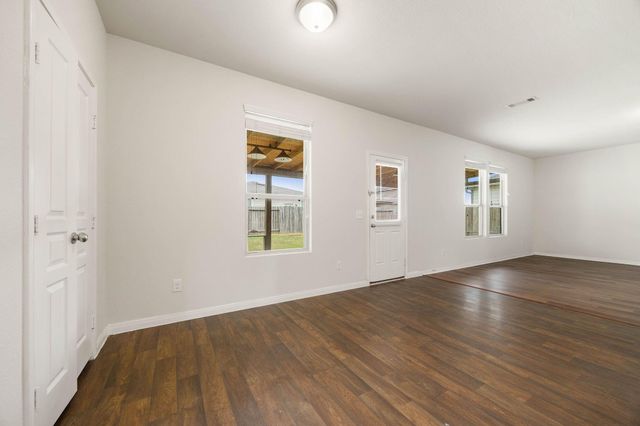 6727 Dayridge Lane, Houston, TX 77048
