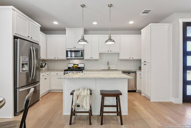 140 Claremont #102, San Antonio, TX 78209