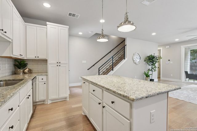 140 Claremont #102, San Antonio, TX 78209