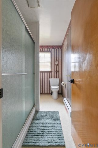 908 Yorkshire Rd, Colonial Heights, VA 23834