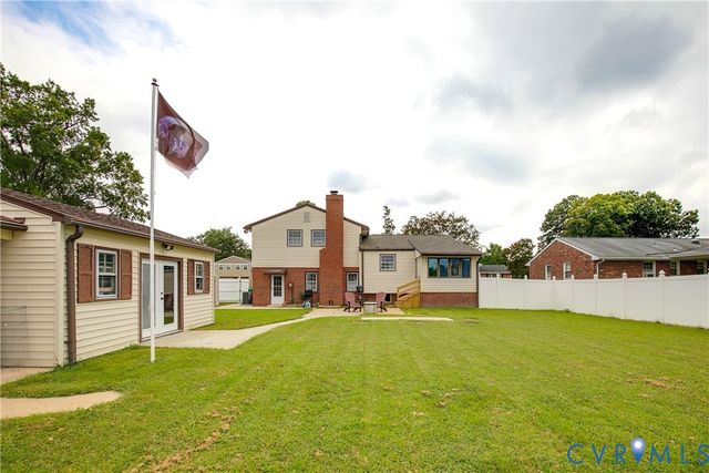 908 Yorkshire Rd, Colonial Heights, VA 23834