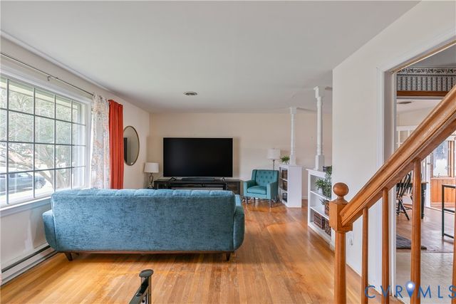 908 Yorkshire Rd, Colonial Heights, VA 23834