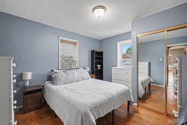 707 Bellavilla Drive, Bella Villa, MO 63125